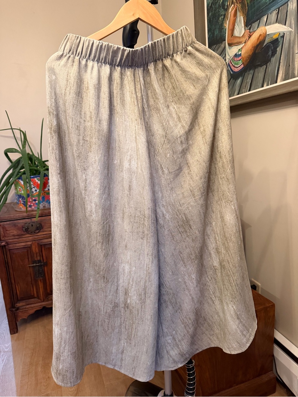NEW Light Gray A-Line Women’s pants with Elastic Waist